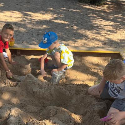 521321198 122173607870377959 1249175279060000364 N