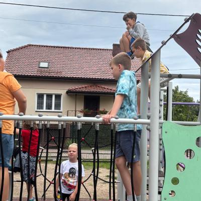 528572842 122175253472377959 5641446528795810697 N